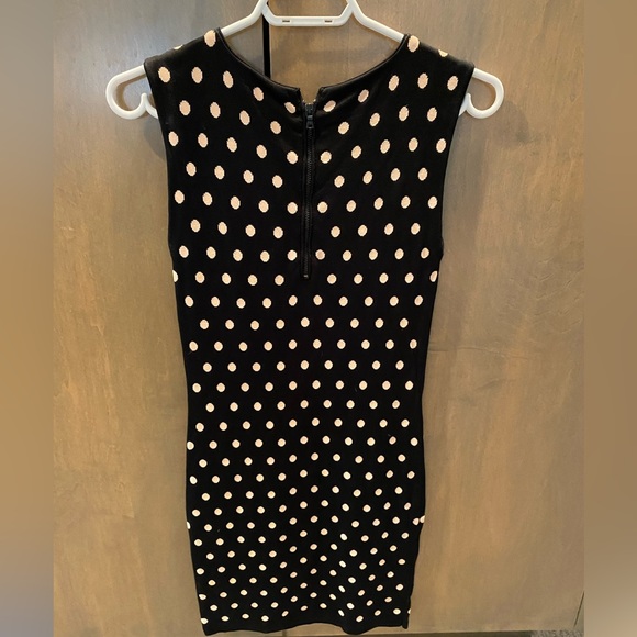 Alice + Olivia Polk a dot bodycon sheath dress - Picture 4 of 6